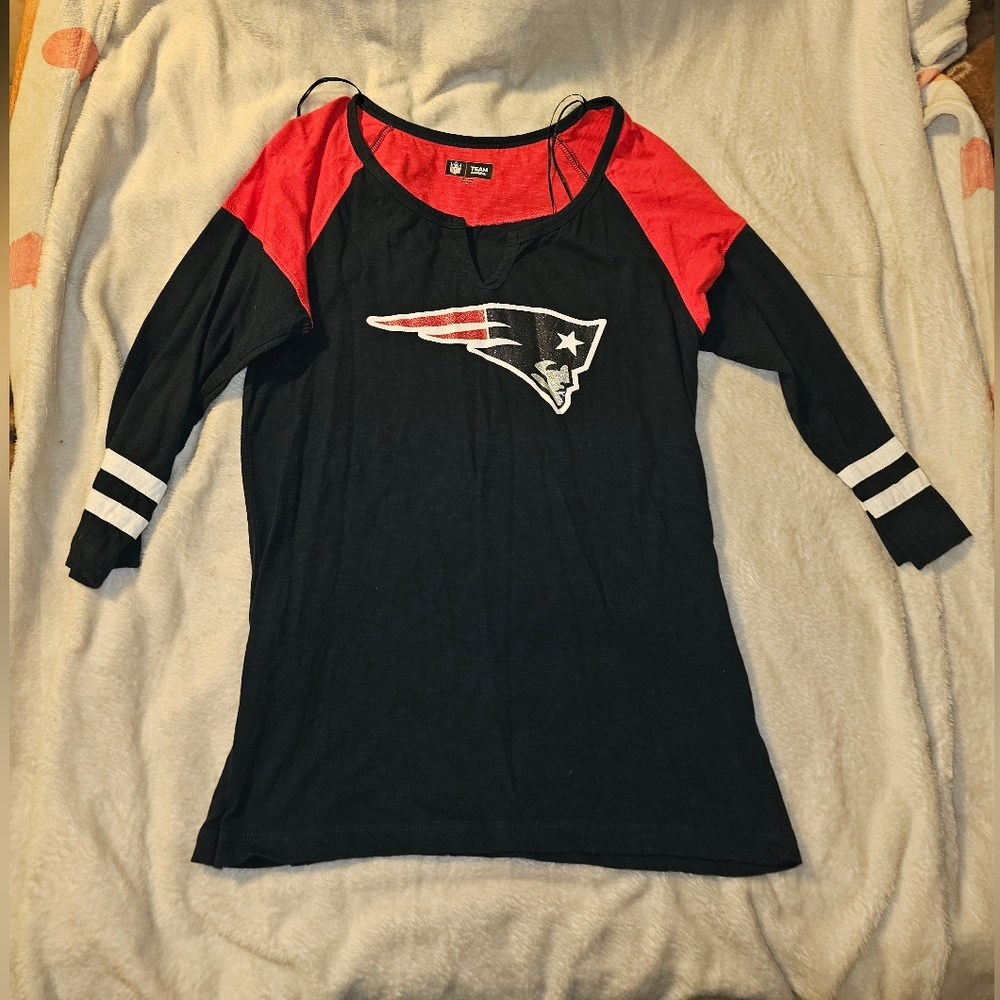 Women's New England Patriots Long Sleeve V Neck